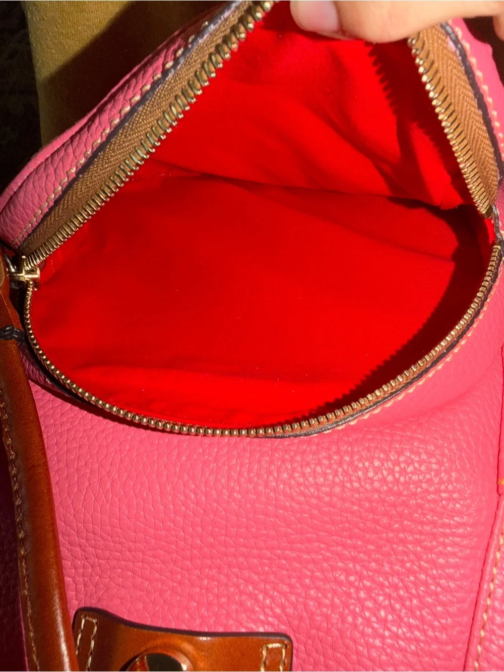 Dooney & Bourke stylish pink